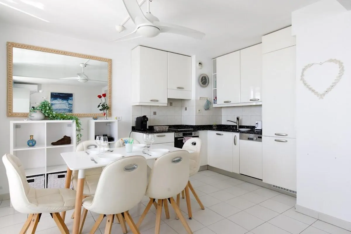 Apartman Suite 842 - Vue Mer-Terrasse-Plage-Clim-Parking Cannes Franciaország